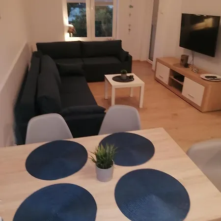 Morze Basen Kryty Kołobrzeg